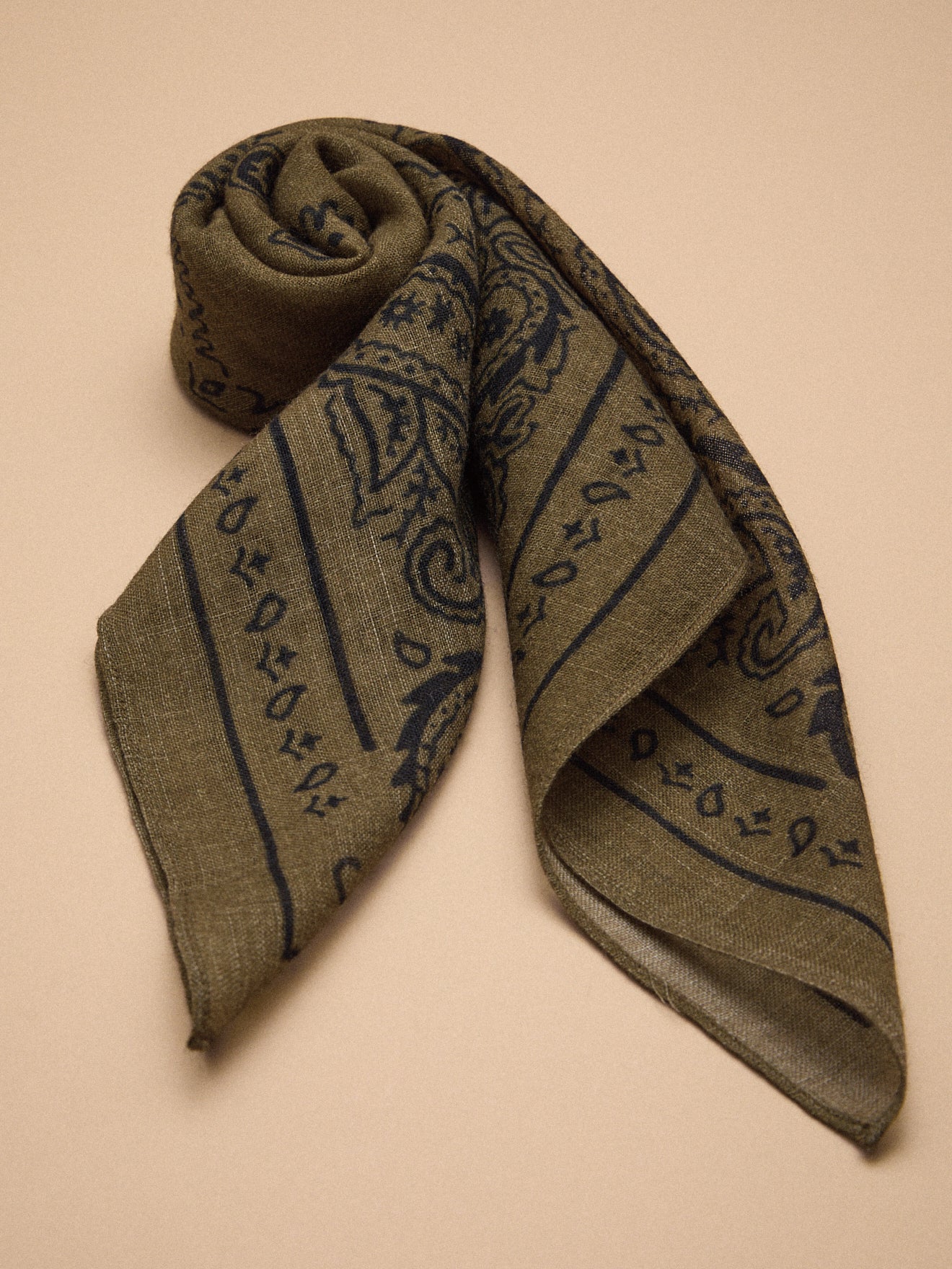 accessoire en laine avec imprimé