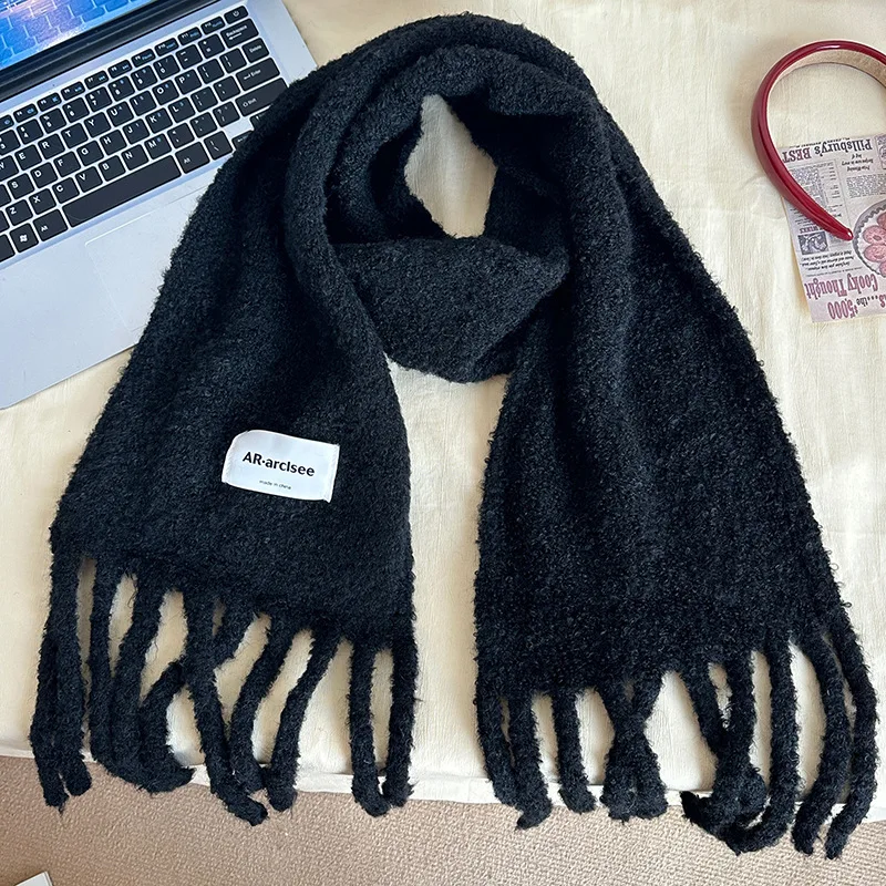 Foulard moderne en laine naturelle