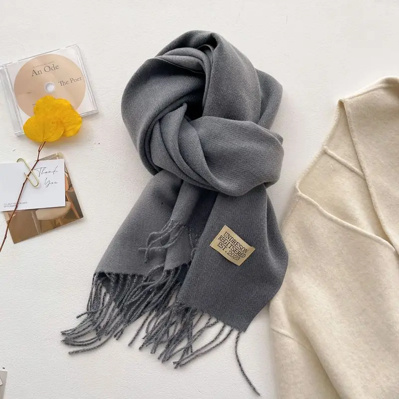 Foulard en cachemire enroulé