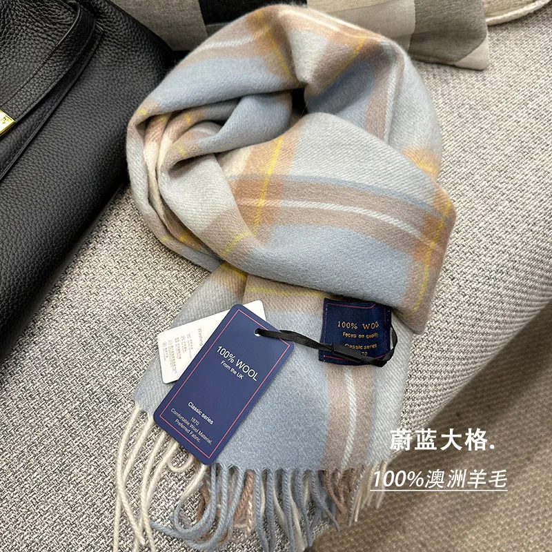 Accessoire mode laine carreaux