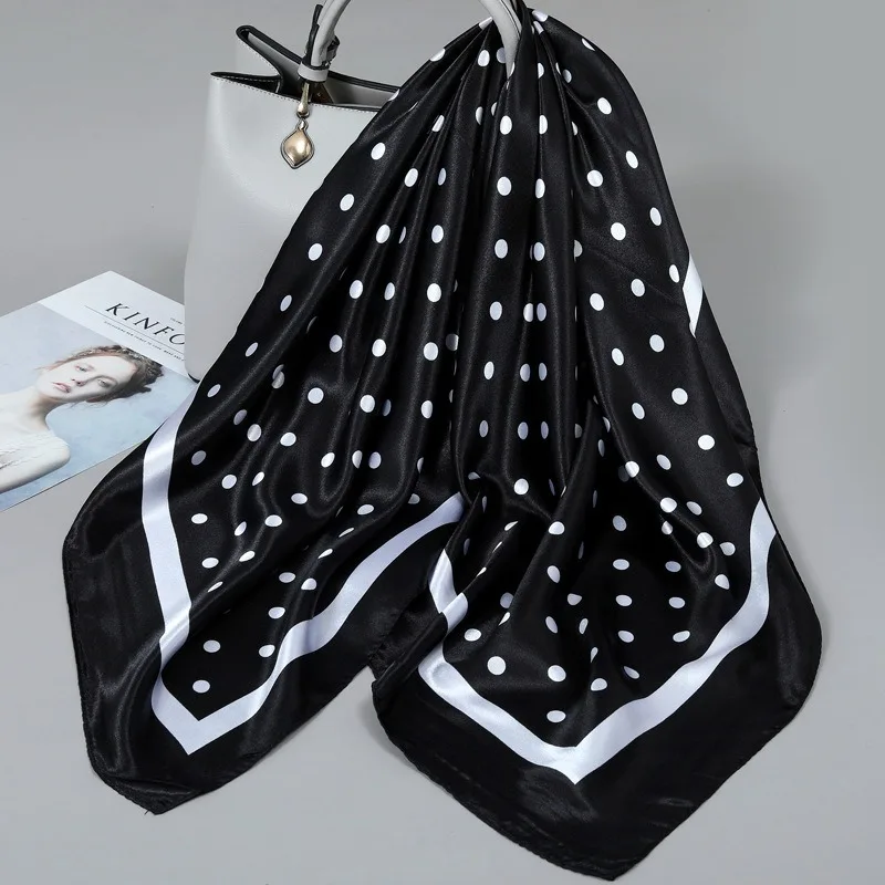 Accessoire femme polyvalent noir