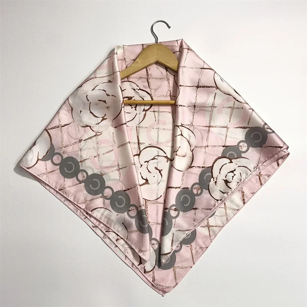 Foulard tendance à carreaux pour femme