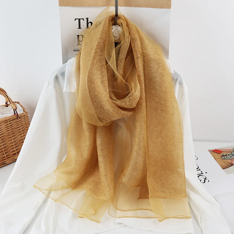Foulard en soie pour toutes les saisons