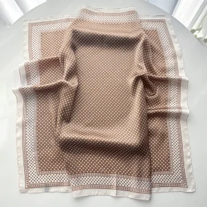 Foulard à pois pour femme été hiver