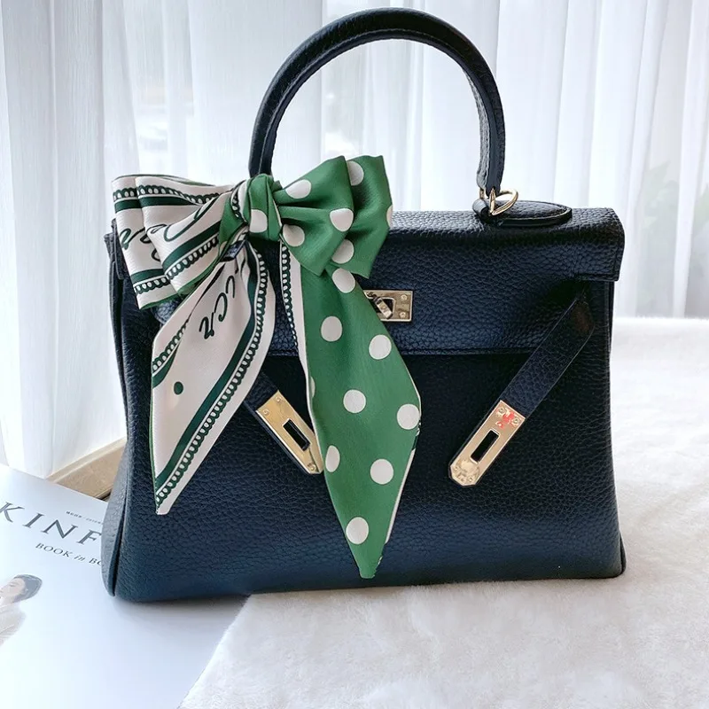 Foulard à pois pour femmes