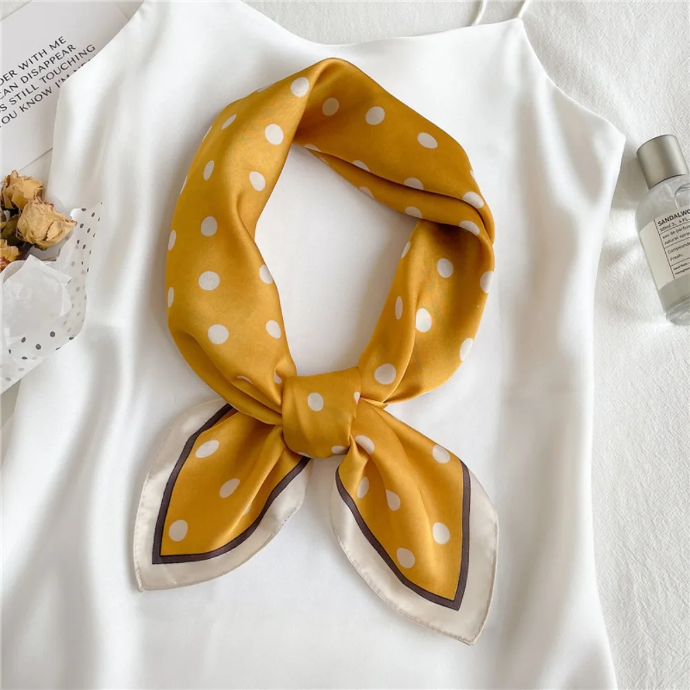 Écharpe de style bandana pour femme